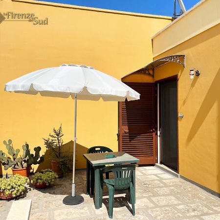 La Firenze Del Sud Bed & Breakfast เลชเช ภายนอก รูปภาพ
