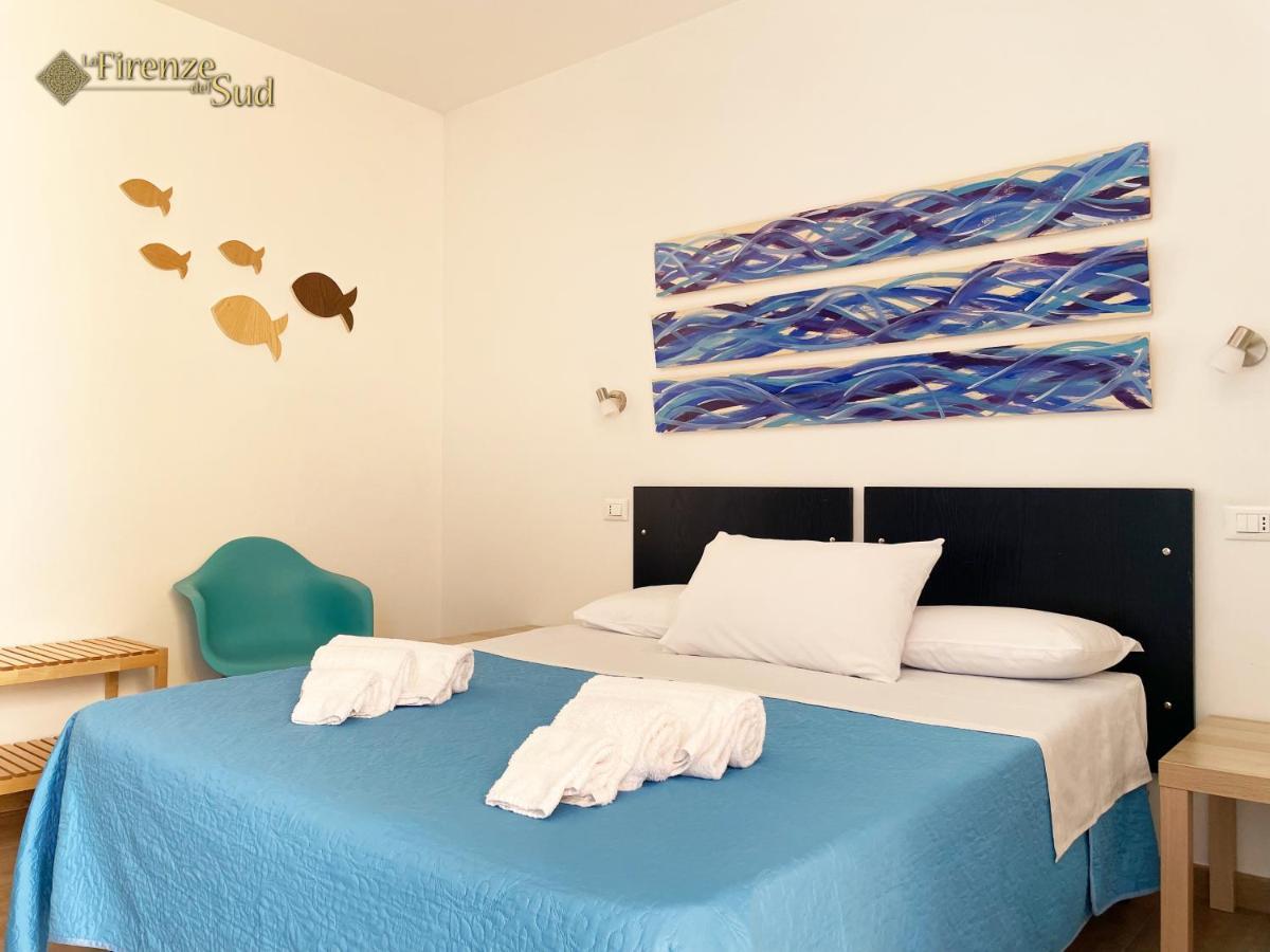 La Firenze Del Sud Bed & Breakfast เลชเช ภายนอก รูปภาพ